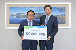Successful entrepreneur shares his support for alma mater Ju-bak Chung donates million KRW
