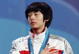 이정수, 남자 쇼트트랙 1,000m 금메달.. 대회 2관왕