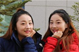 쌍둥이 중국유학생 자매,
